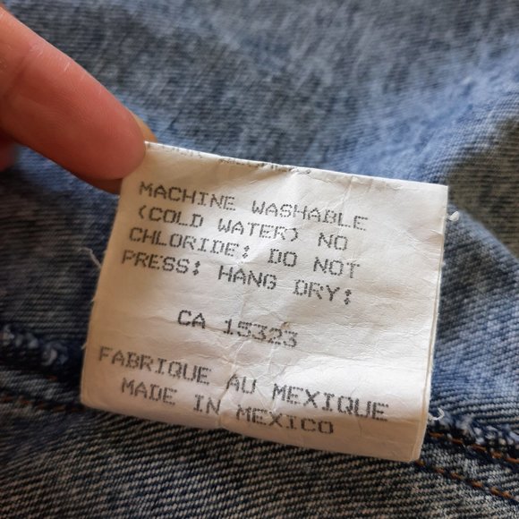 Vintage Tango Women's Blue Light Wash Denim Jacket Size 8 - Picture 6 of 10